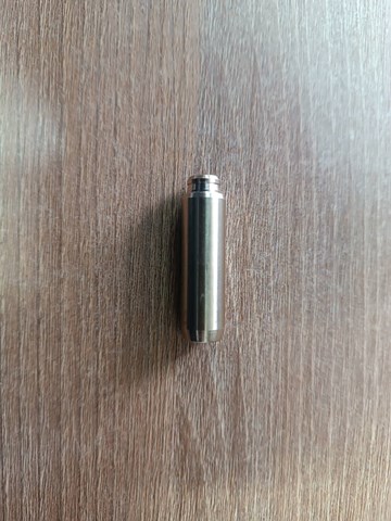 Напрямна клапана Рено Сценік II