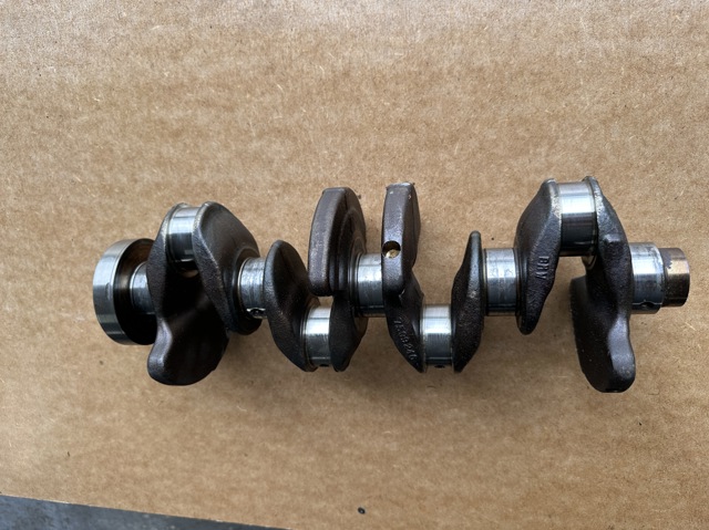 Вал колінчастий і маховик 11217640165 BMW