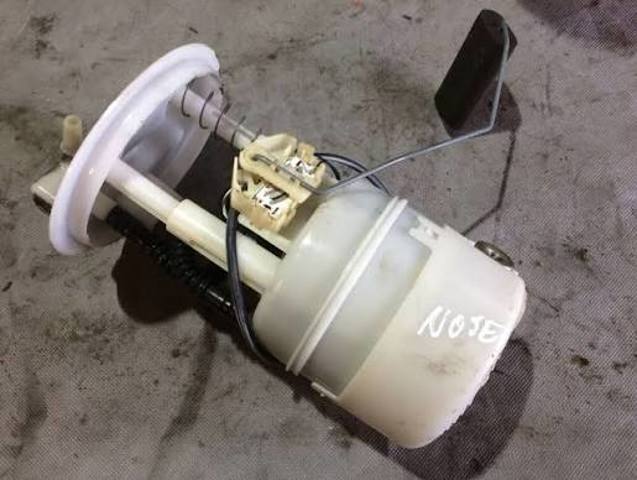 Паливний насос електричний, занурювальний 170409U01B NISSAN
