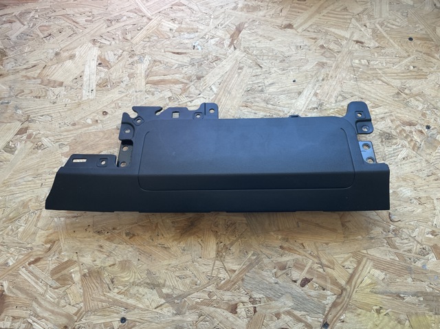 Подушка безпеки (AIRBAG) пасажирська, захисту колін 107782600D TESLA