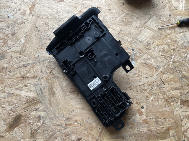 Блок комфорту 149784600F TESLA