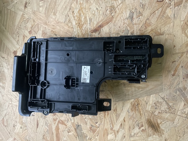 Блок комфорту 149784702D TESLA