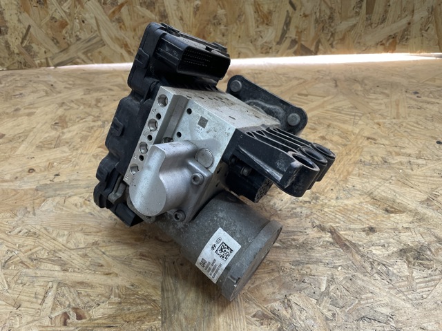 Насос АБС (ABS) головного гальмівного циліндра 58500Q4400 HYUNDAI