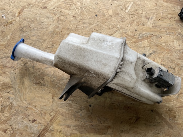 Водяний бачок омивача скла 98610Q4000 HYUNDAI