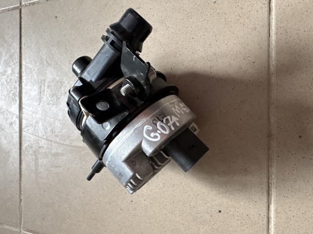 Водяний насос охолодження електро додатковий 11515A30246 BMW