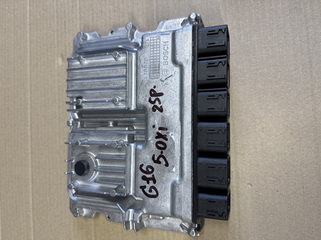 Блок двигуна 12145A4DEF4 BMW