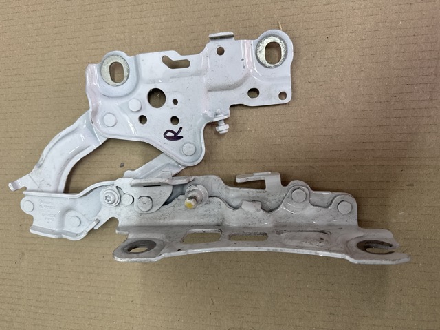Петля капота, права 41008494432 BMW