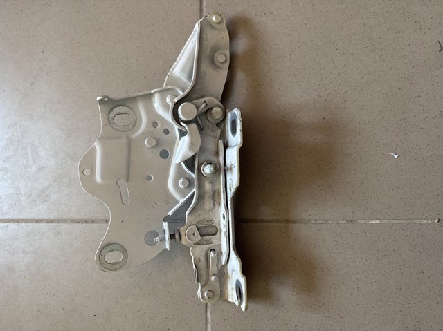 Завіс капота, лівий 41009477741 BMW