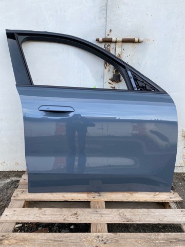 Дверка передня права 41515A38652 BMW