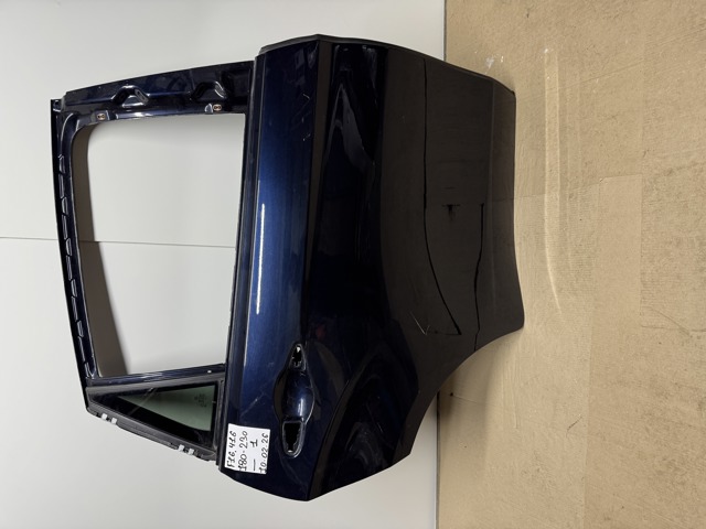 Двері задні, праві 41517386744 BMW