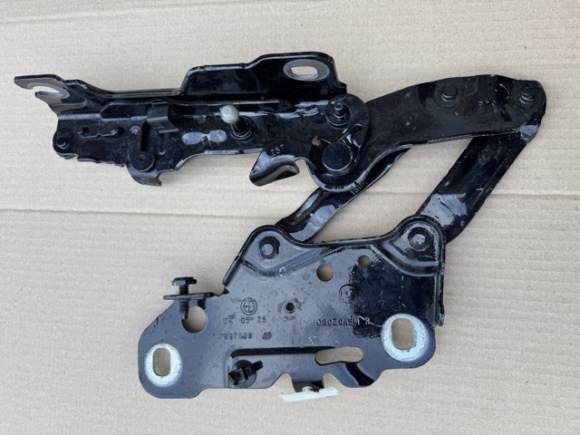 Завіс капота, правий 41617475792 BMW