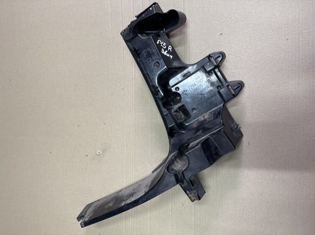 Кронштейн бампера заднього, правий 51127294390 BMW