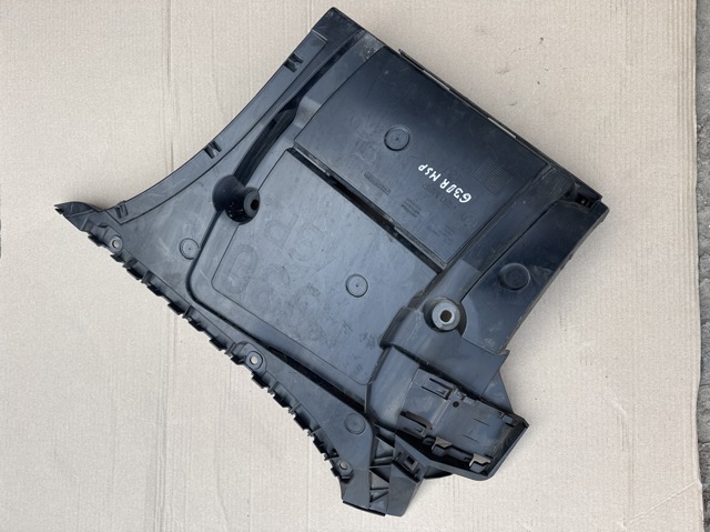 Кронштейн бампера заднього, правий 51128066722 BMW
