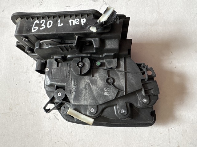 Замок водійських дверей 51217477685 BMW