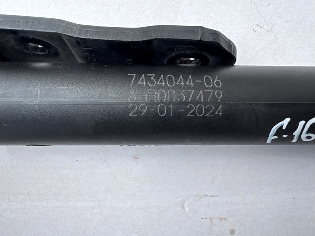 Стійка задніх дверей 51247434044 BMW