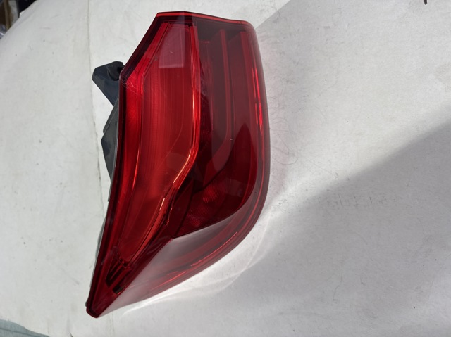 Ліхтар задній лівий, зовнішній 63217376469 BMW