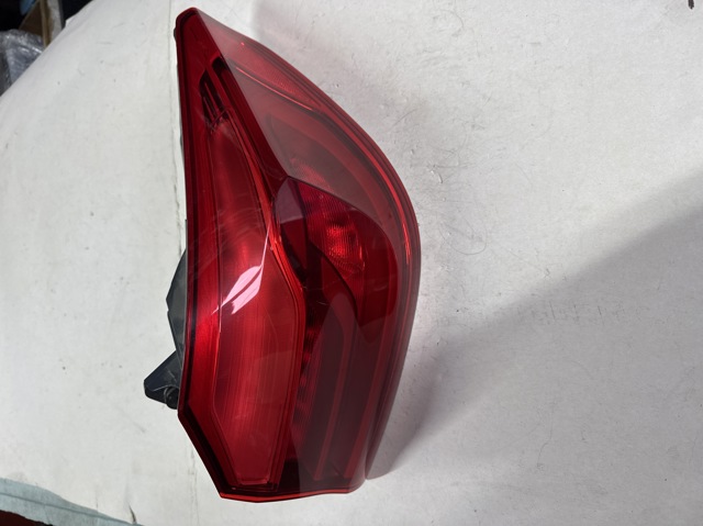 Ліхтар задній правий, зовнішній 63217376470 BMW