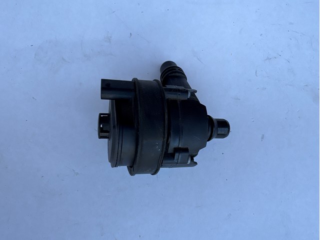 Помпа водяна, (насос) охолодження, додатковий електричний 64119147359 BMW