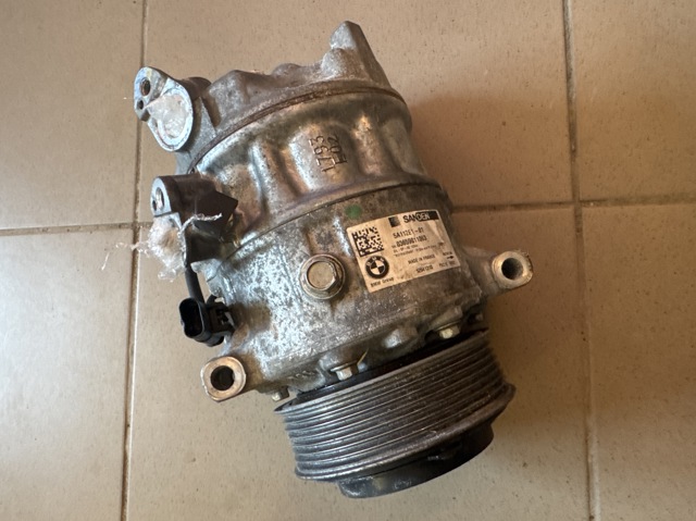 Компресор кондиціонера 64525A112E1 BMW