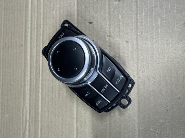 Блок керування мультимедійний 65825A14E66 BMW