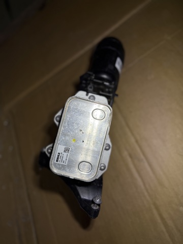 Корпус масляного фільтра 11428580414 BMW