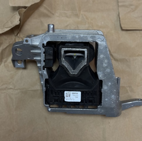 Права подушка двигуна 22118835566 BMW
