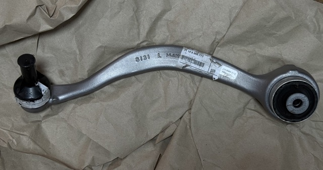Поперечний важіль 31108866773 BMW