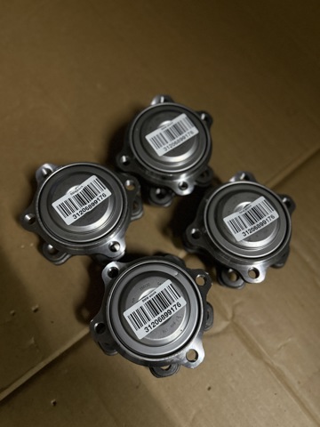 Маточина заднього колеса 31206899176 BMW