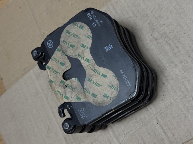 Передні гальмівні колодки 34108842388 BMW