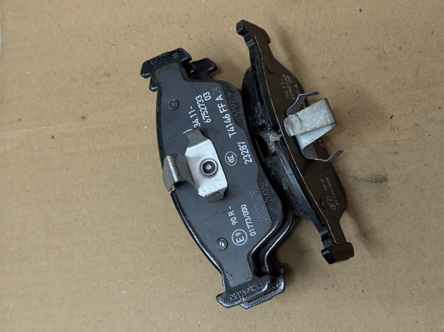 Колодки передні 34116761244 BMW