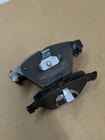 Колодки передні 34118847063 BMW