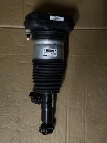 Стійка задня права 37106869038 BMW