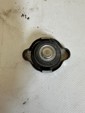 Кришка бачка радіатора 214307999C NISSAN