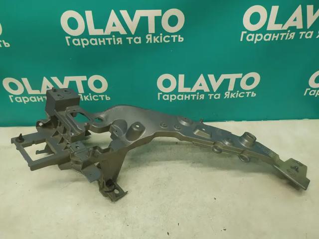 Рамка радіатора права 31688287 VOLVO