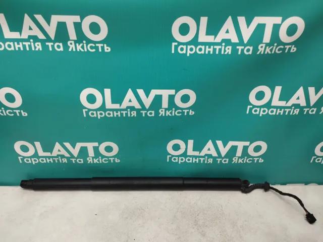 Амортизатор ляди 31689669 VOLVO