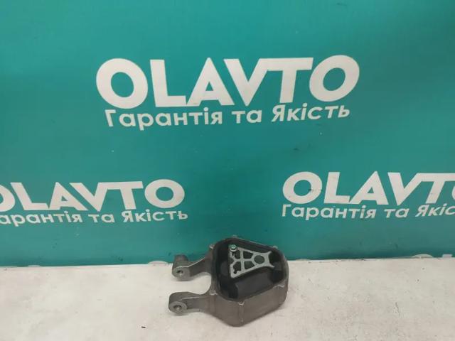 Подушка (опора) двигуна, нижня 32380026 VOLVO