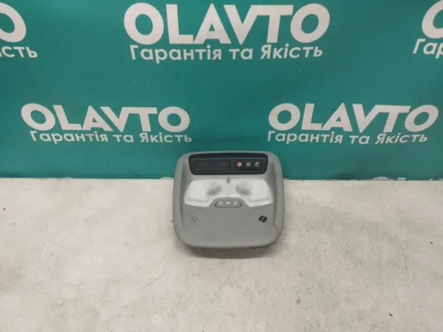 Плафони внутрішнього освітлення 42758017 GM