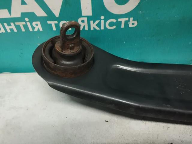 Важіль/тяга задньої підвіски подовжній нижній, правий 55280K4000 HYUNDAI