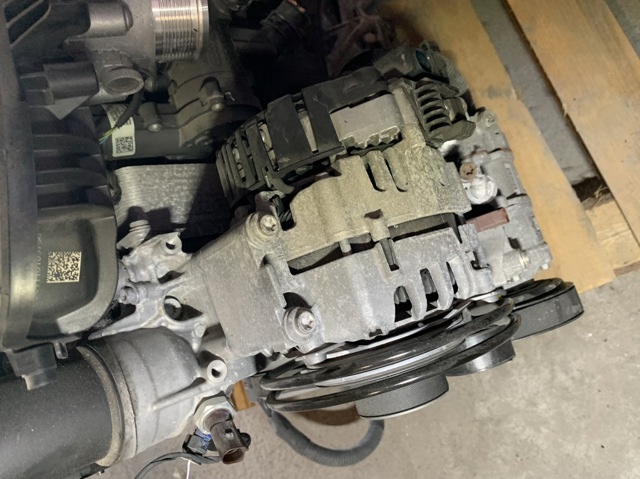 Генератор 06L903018G VAG