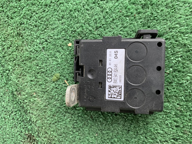 Реле запобіжників 8W0941824AK VAG