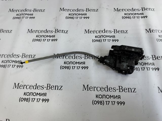 Замок двері правої передньої A0997201800 MERCEDES