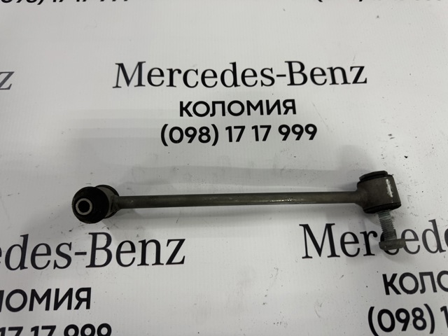 Тяга стабілізатора, права A2053260417 MERCEDES