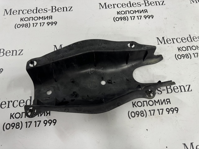 Захист заднього нижнього важеля A2053522900 MERCEDES