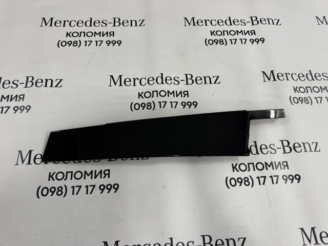 Накладка передніх дверей, правих, вертикальна A2056900887 MERCEDES