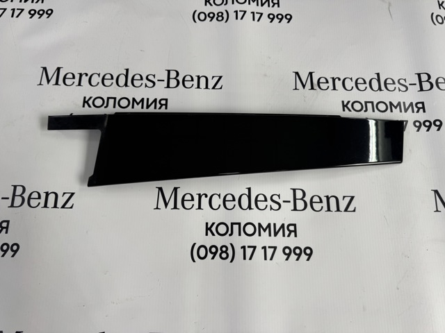 Накладка задніх дверей, правих, вертикальних A2056901087 MERCEDES