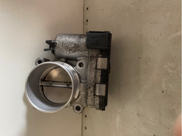 Блок дросельної заслінки DS7E9F991BB FORD