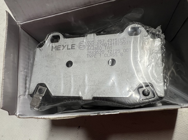 Задні колодки 0252574315PD MEYLE