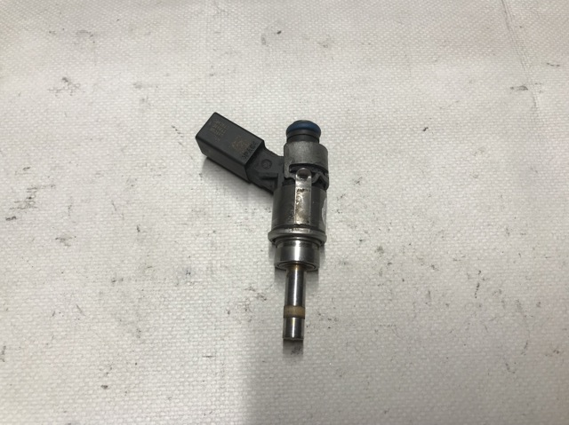 Форсунка інжектора 079906036C VAG