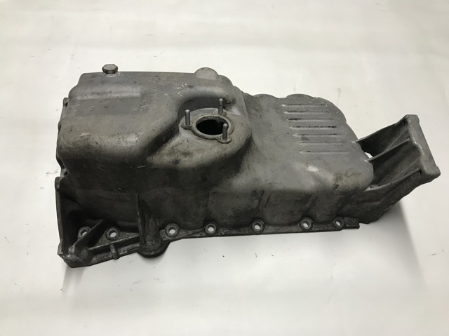 Піддон масляний картера двигуна 11137803071 BMW