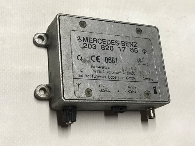 Підсилювач сигналу антени 2038201785 MERCEDES